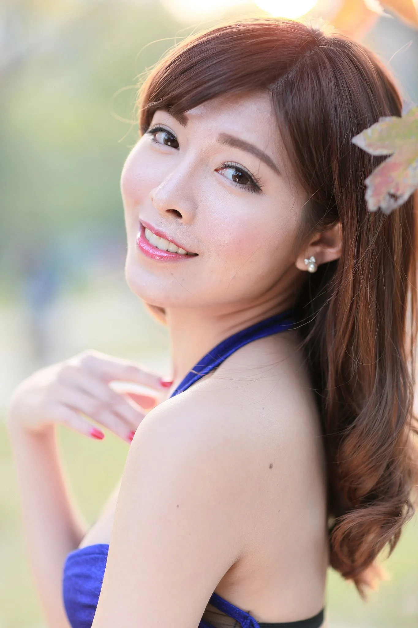 [Chương bổ sung của Beautyleg] Nữ hoàng băng giá Liao Kandi - Bộ ảnh chụp tại công viên đầu hè - 16